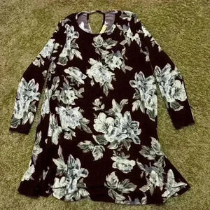 How Very Loved Burgundy Floral Long Sleeve Swing Dress Size Large
